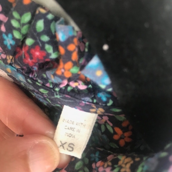 Doen Rose Blouse in Navy Lady Bird Floral XS - Picture 9 of 9